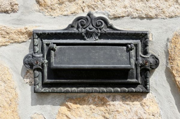 Stone Mailbox Installation in Mason
