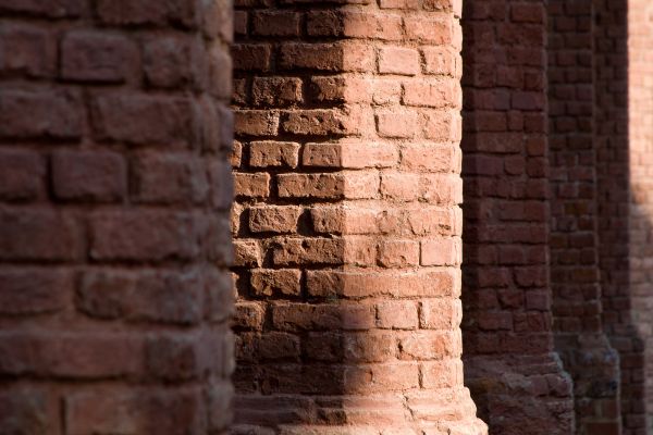 Brick Pillars Installation in Mason